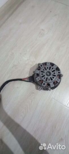 Моторчик вентелятора охлождения на Mercedes w222