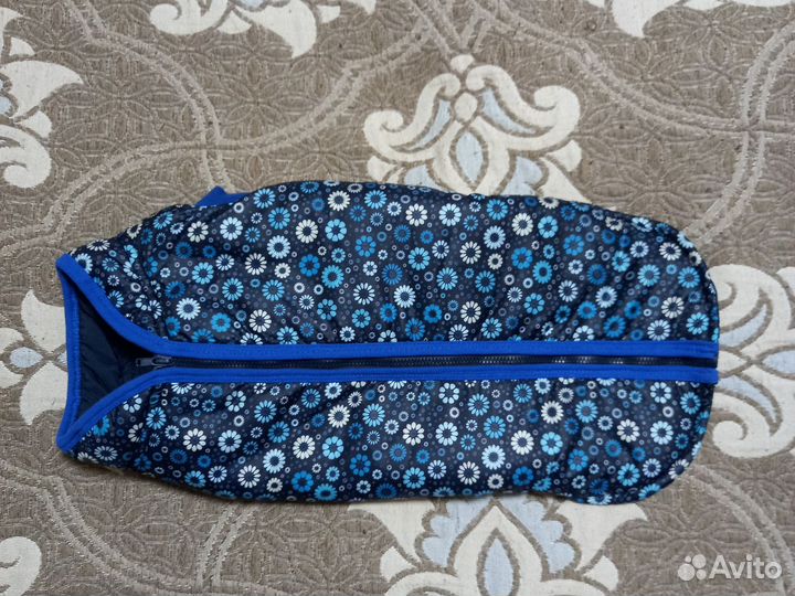 Дождевик для маленькой собаки