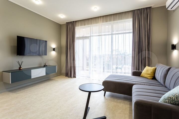 2-к. квартира, 70 м², 10/12 эт.