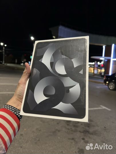 Планшет iPad Air (5th Gen) 64GB Wi-Fi M1 Новый