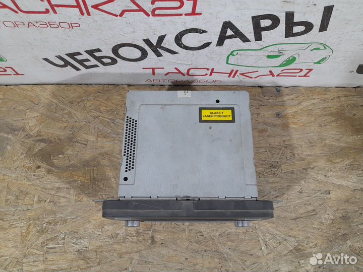 Магнитола Volkswagen штатная RCD300