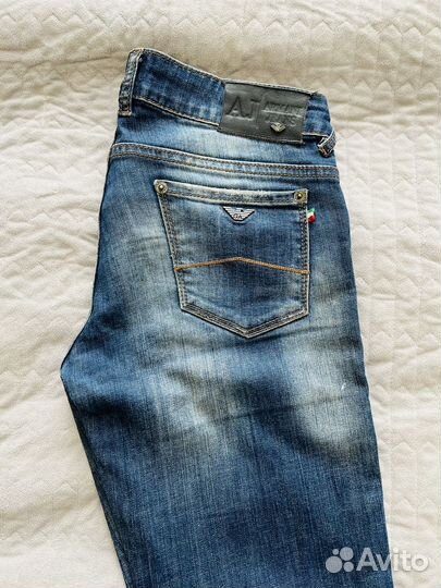Джинсы Armani женские 28 размер
