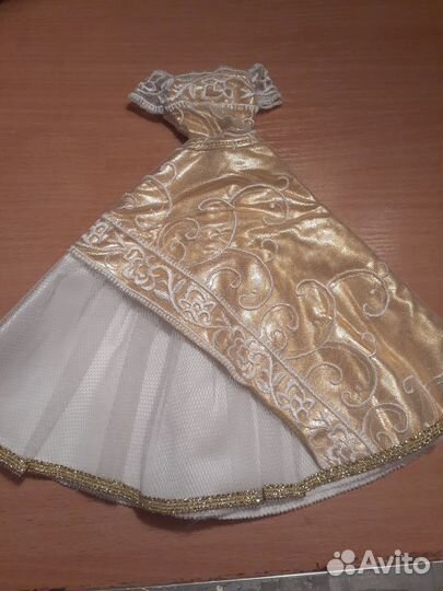 Платья для кукол