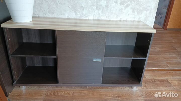 Тумба под телевизор