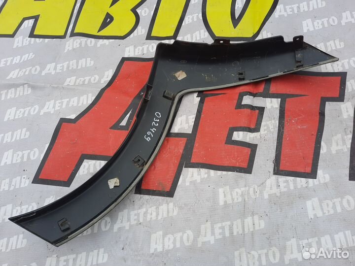 Накладка переднего бампер правая LADA Granta Cross