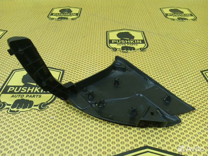 Пыльник бампера задний левый Renault Kaptur