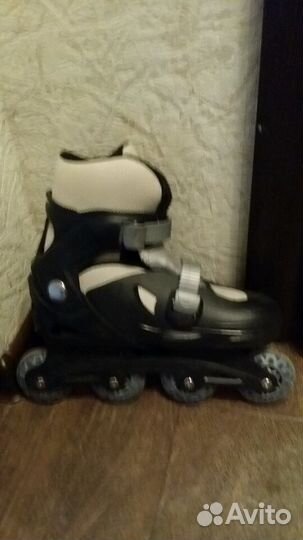 Роликовые коньки