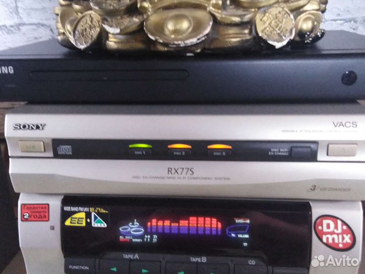 Музыкальный центр sony