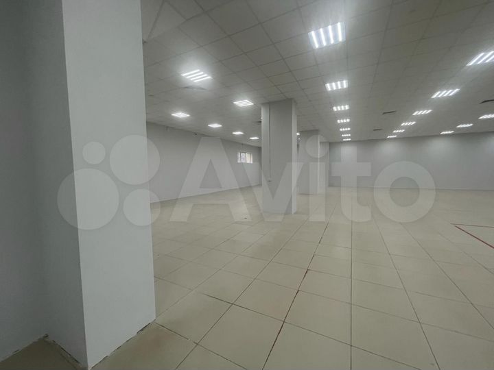 Торговая площадь, 1490 м²