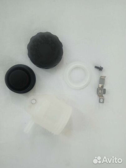 Mv agusta f3 бачок тормозной жидкости