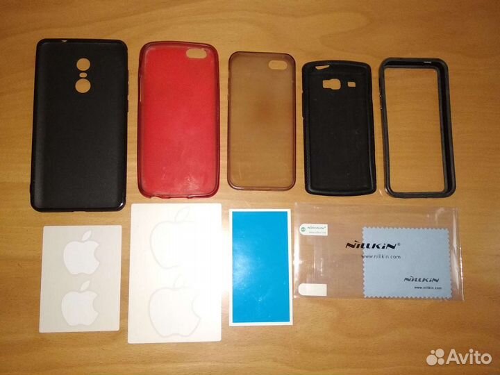 Чехлы плёнки наклейки на телефоны