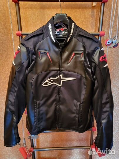 Мотокуртка