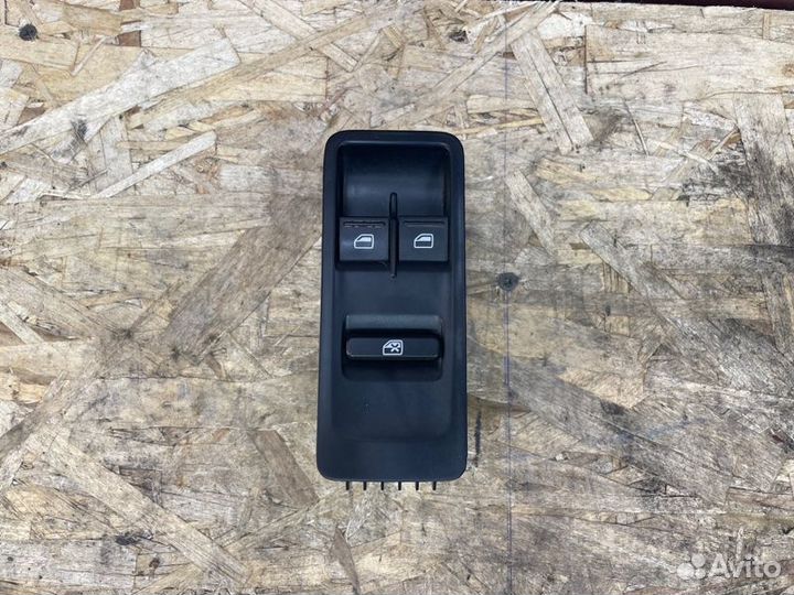 Блок управления стеклоподъемниками передний левый