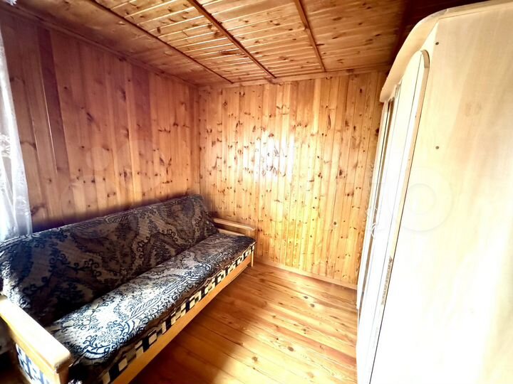 Дом 100 м² на участке 1 сот.