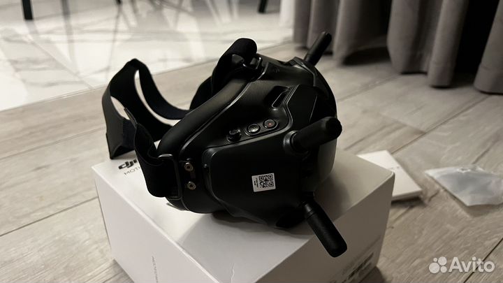 Dji fpv goggles v2 motion controller combo