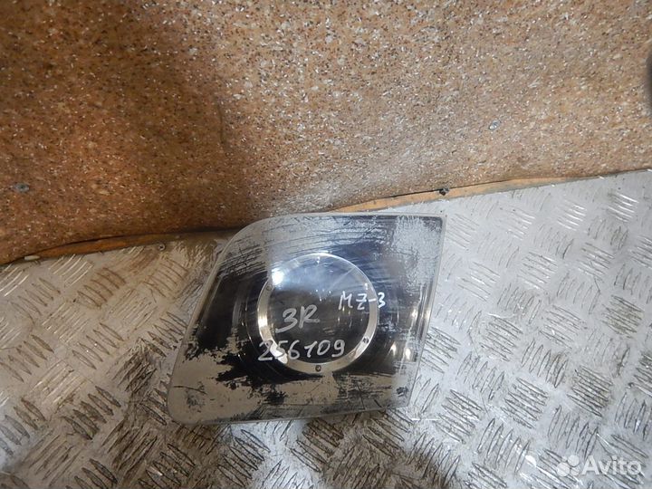 Фонарь задний внутренний правый, Mazda (Мазда) -3