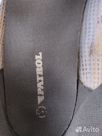 Кроссовки женские 40 размер летние