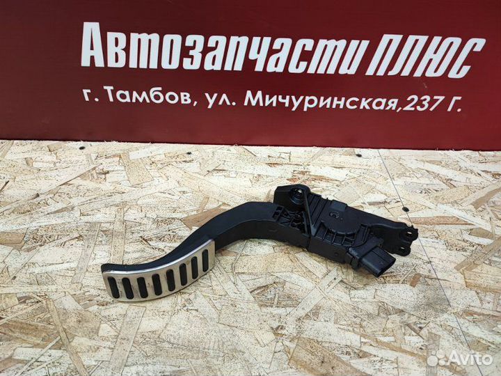 Педаль газа Volkswagen Polo