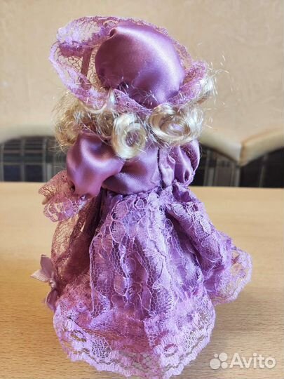 Керамическая кукла