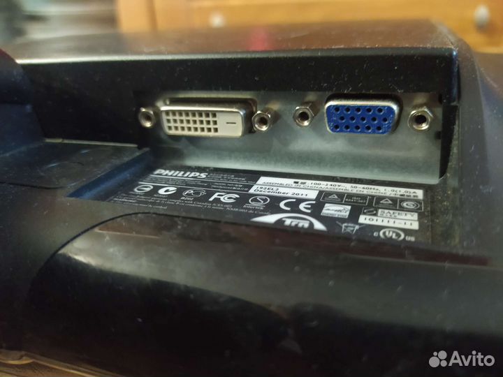 Монитор Philips