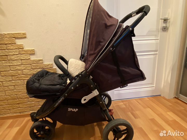 Коляска прогулочная 2 в 1