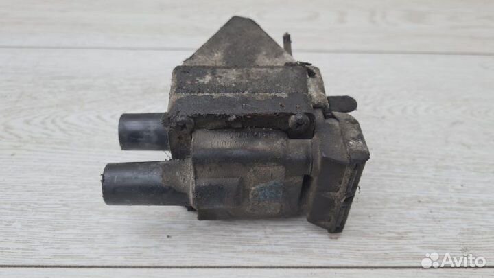 Катушка зажигания Mercedes E-Class W124 111.940