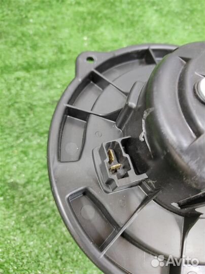 Моторчик печки Toyota Corolla Verso R1 2006