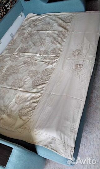 Покрывало, скатерть, плед