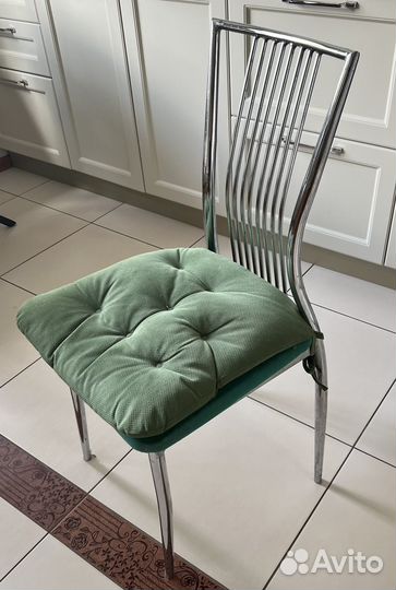 Продам кухонные стулья