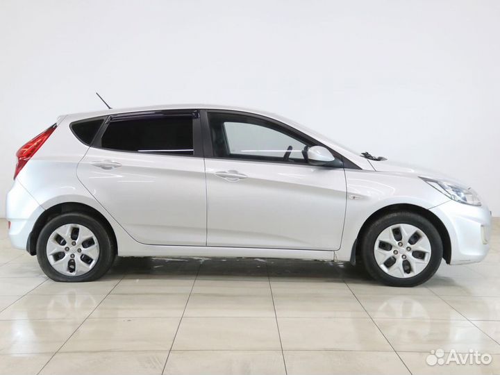 Hyundai Solaris 1.6 AT, 2011, 115 050 км
