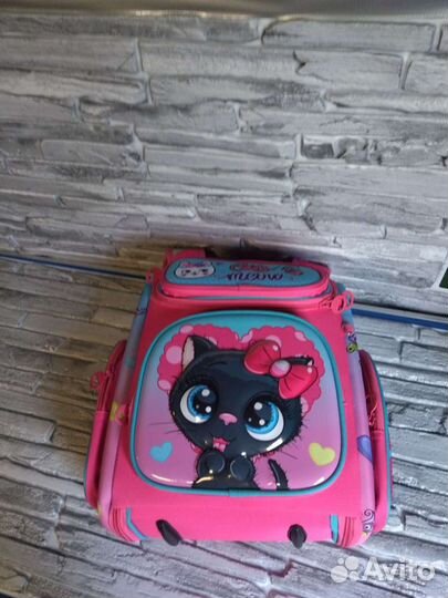 Рюкзак для девочек начальной школы новый