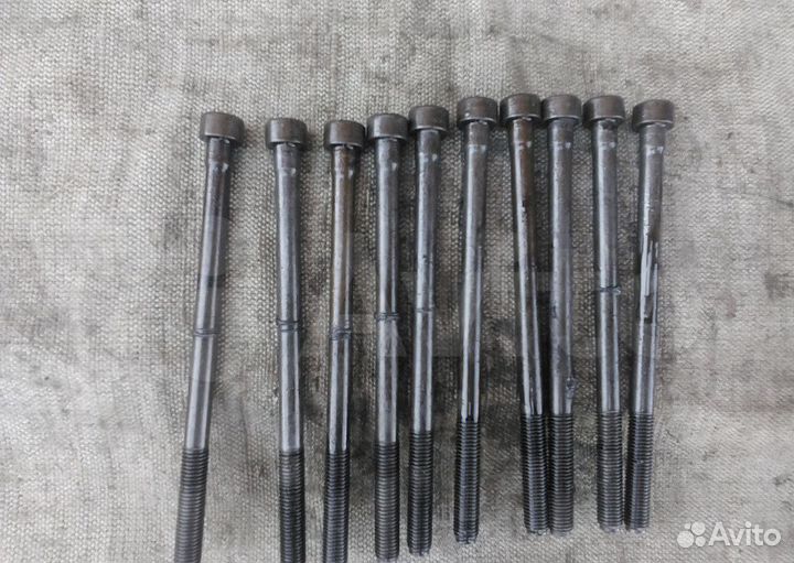 Болт гбц Лансер 10 асх 1.5 4a91, 4a92