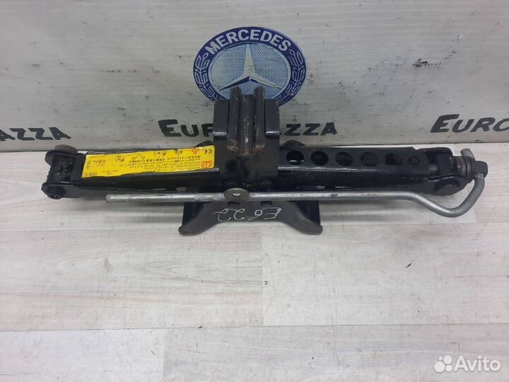 Домкрат Land Rover Freelander II