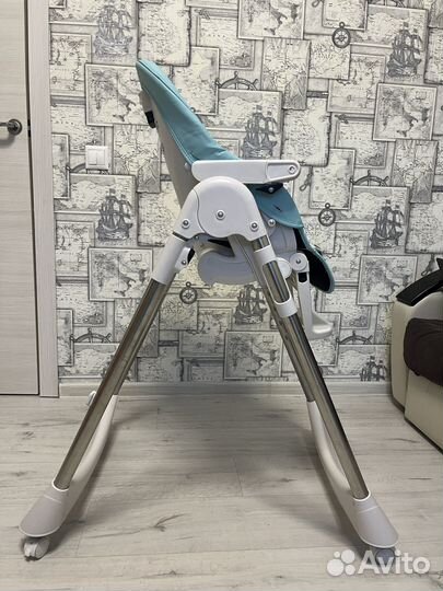 Стульчик для кормления tommy