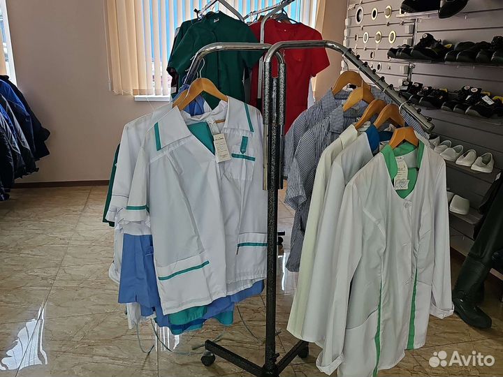 Новая медицинская женская одежда