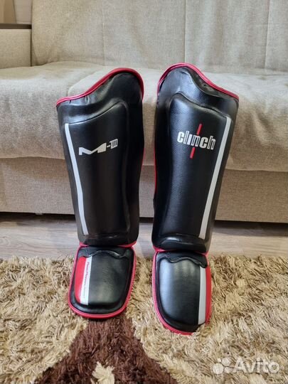 Защита голени Clinch