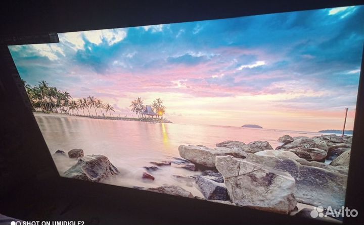 Телевизор SMART tv 55 дюймов 140см