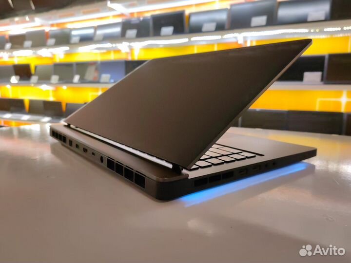 Игровой Xiaomi 15.6