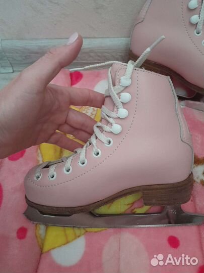 Коньки фигурные wifa
