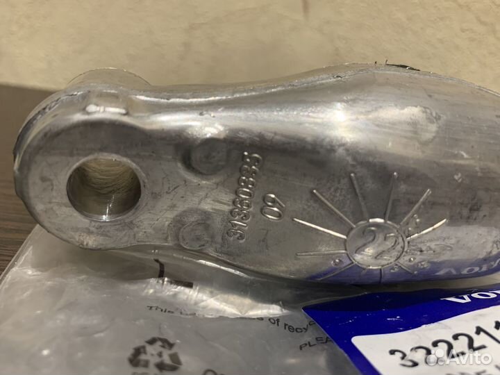 Шаровая опора переднего ниж рычага Volvo 32221192