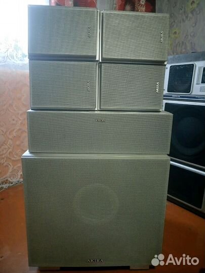 Колонки Akira, активный сабвуфер Akira