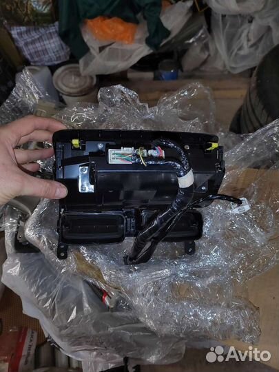 Монитор, экран на торпеду, дисплей, авенсис т25