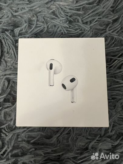 Apple airpods 3 magsafe charging case