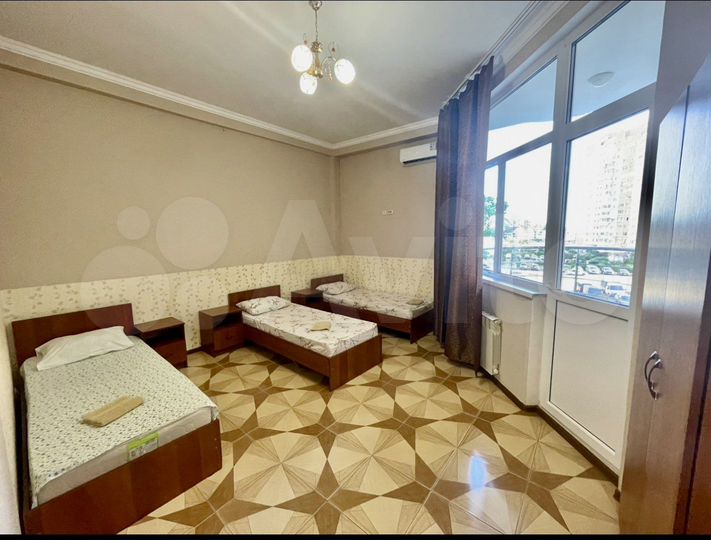 Комната 30 м² в > 9-к., 6/6 эт.