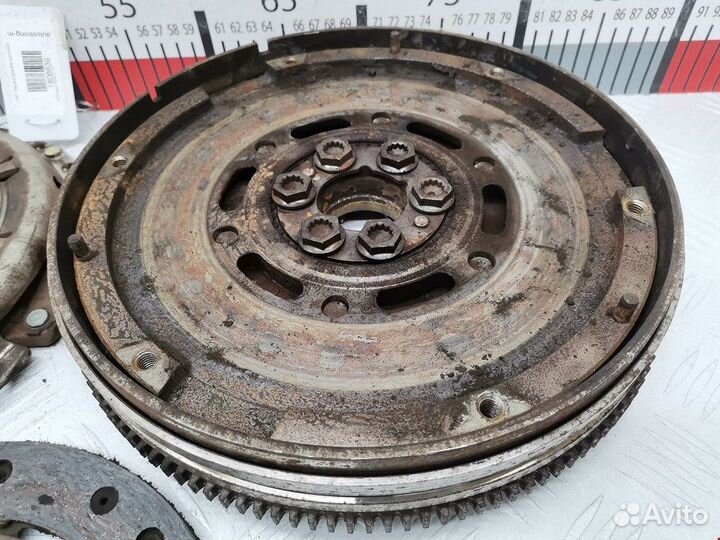 Маховик для Volkswagen Passat 5