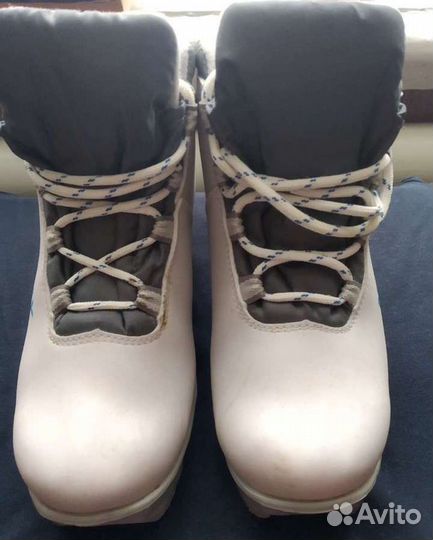 Лыжные ботинки детские