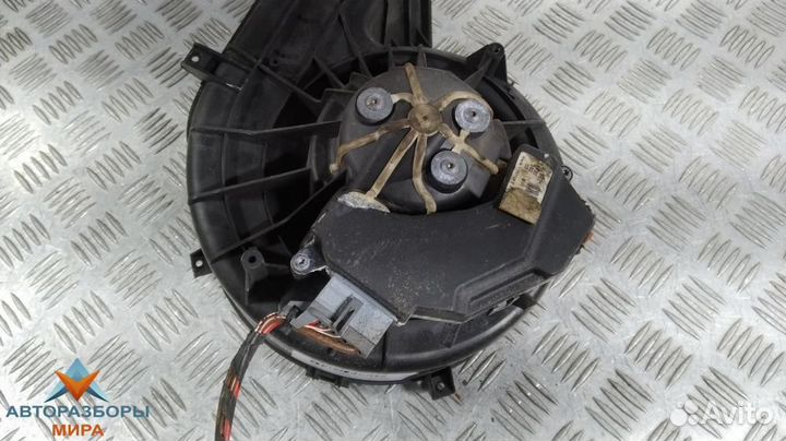 Моторчик печки Opel Vectra C 2004 985852T