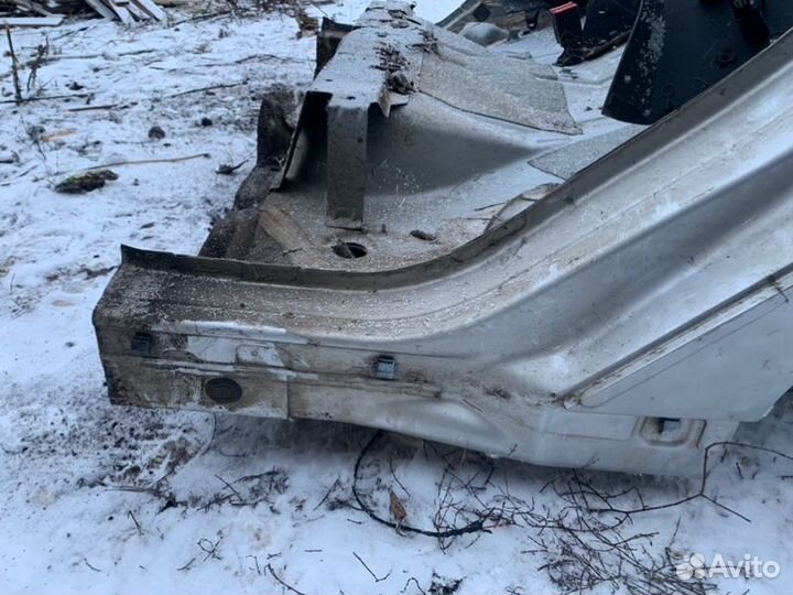 Задняя часть кузова Ford Focus 3 CB8 2011-2015