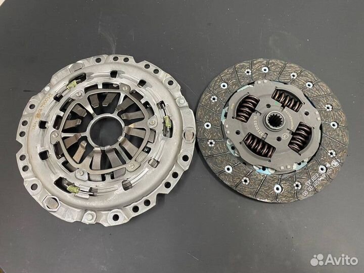 Комплект сцепления Opel Zafira B Новый Ориг LUK