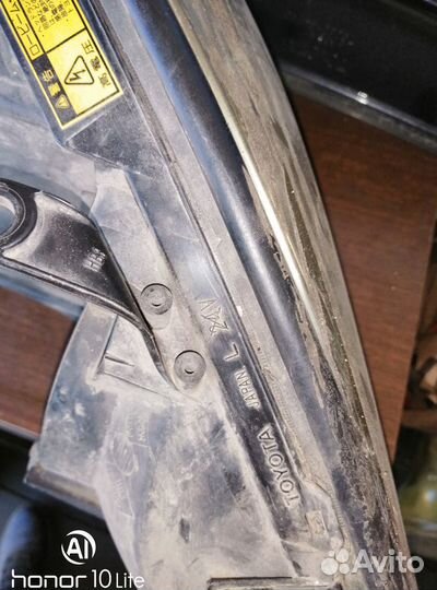 Фара Toyota Ipsum acm21w, 2azfe